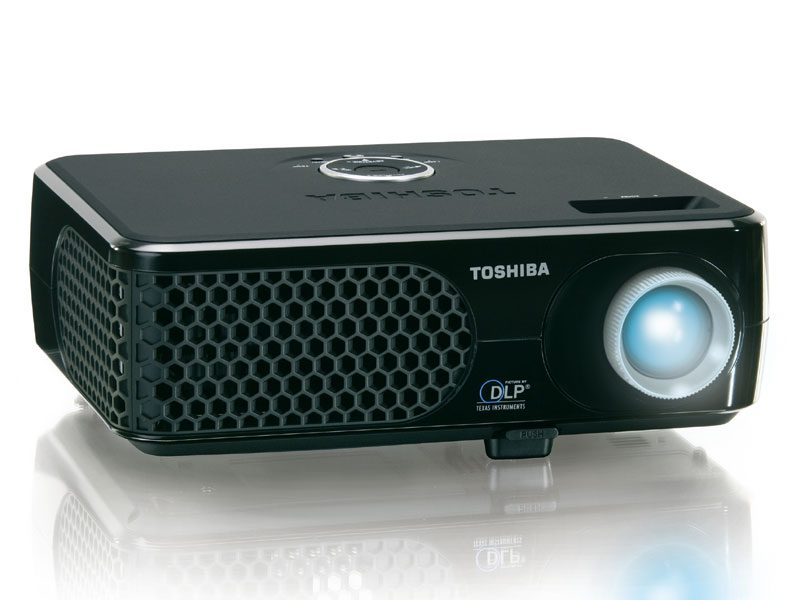 Máy chiếu Toshiba TDP-XP2